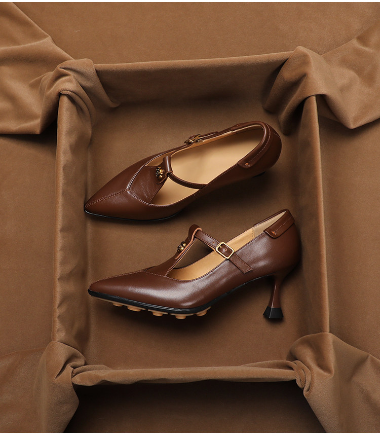여성용 정품 가죽 빈티지 카멜리아 장식 포인티드 토 메 - Vintage Collectible Shoes 리뷰 및 가격