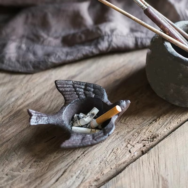 북유럽 스타일 촛대 단철 빈티지 방풍 촛대 저녁 식사  - Vintage Collectible Ashtrays 리뷰 및 가격